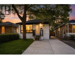 31A LAUREL AVENUE, Toronto, Ontario
