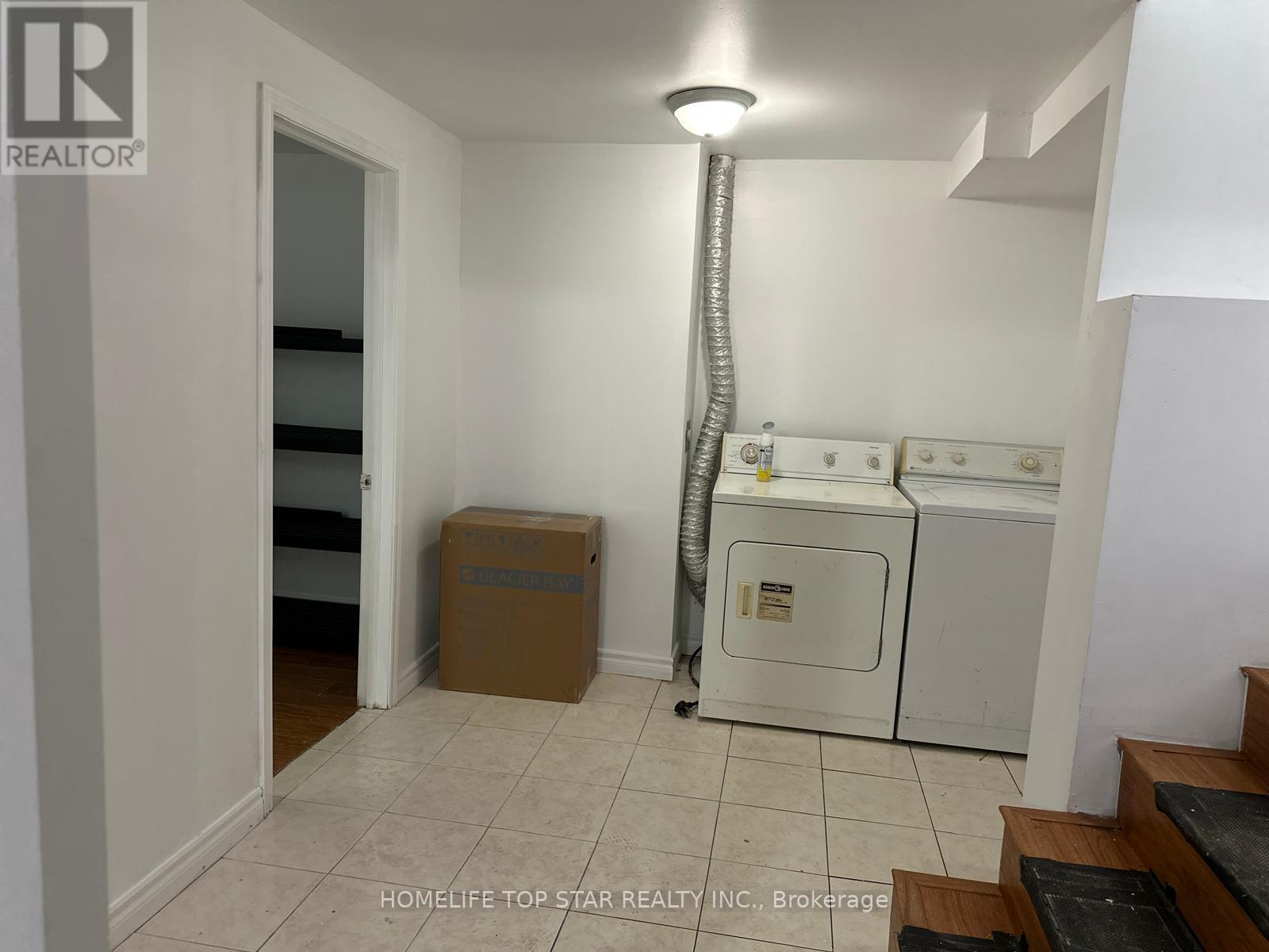75 Windrush Trail, Toronto, Ontario  M1C 3Z9 - Photo 7 - E13697388