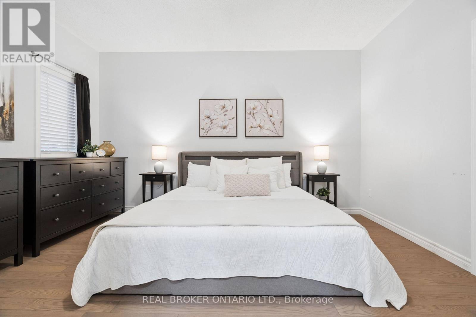 27 Spruce Boulevard, Halton Hills, Ontario  L7J 2Y3 - Photo 22 - W13702218