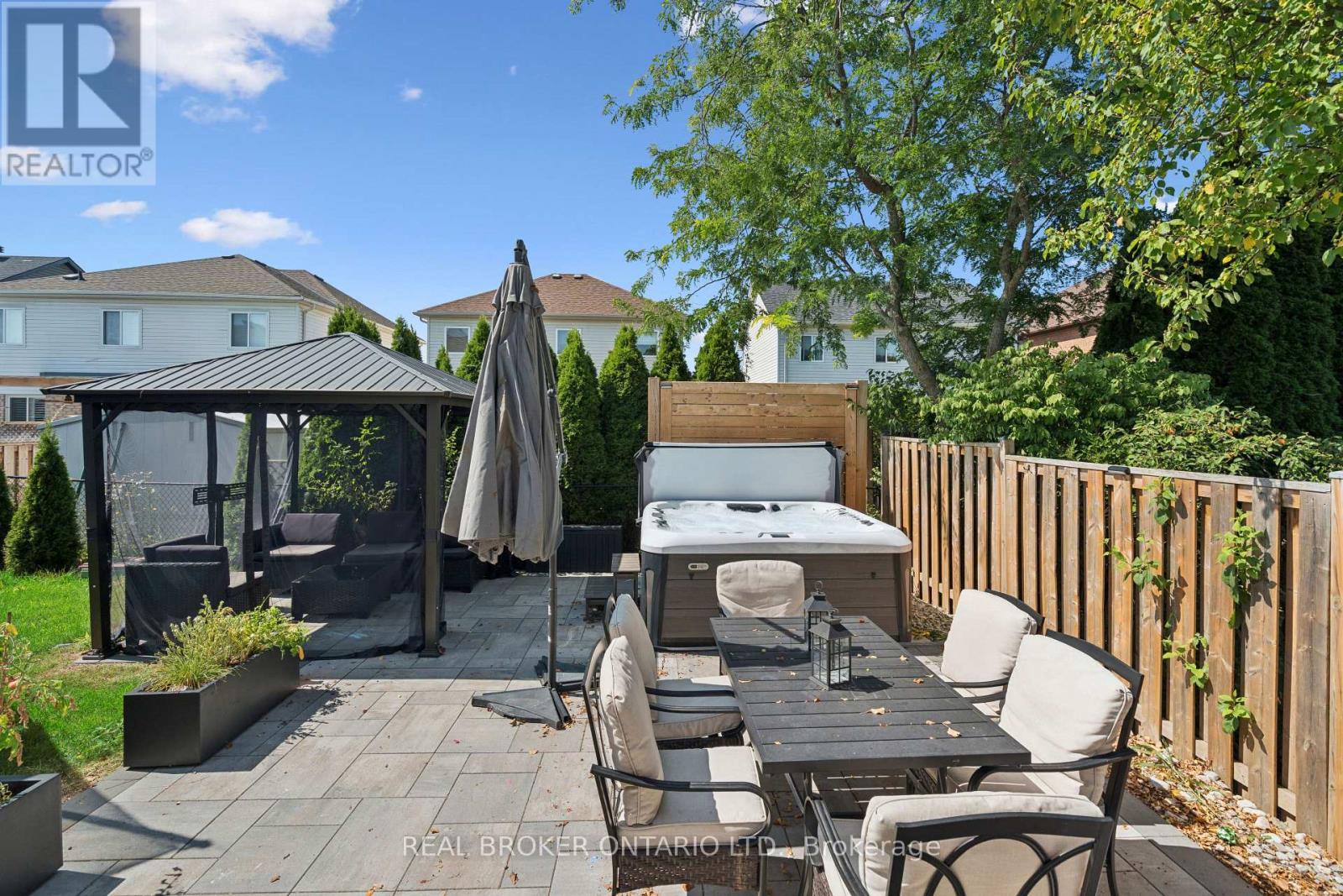 27 Spruce Boulevard, Halton Hills, Ontario  L7J 2Y3 - Photo 37 - W13702218