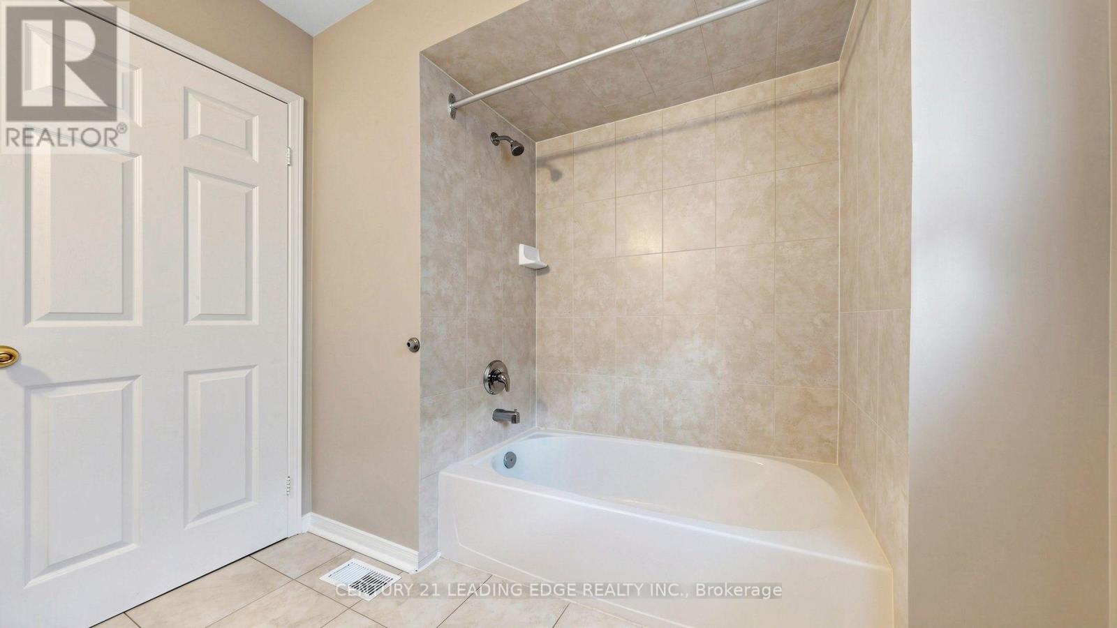 9 Coates Crescent, Richmond Hill, Ontario  L4E 2M3 - Photo 31 - N13704614