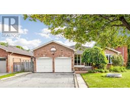 9 COATES CRESCENT, Richmond Hill, Ontario