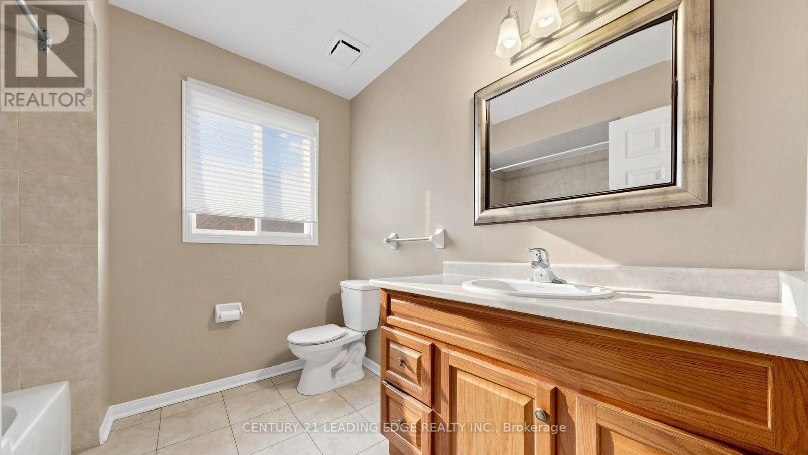 9 Coates Crescent, Richmond Hill, Ontario  L4E 2M3 - Photo 29 - N13704614