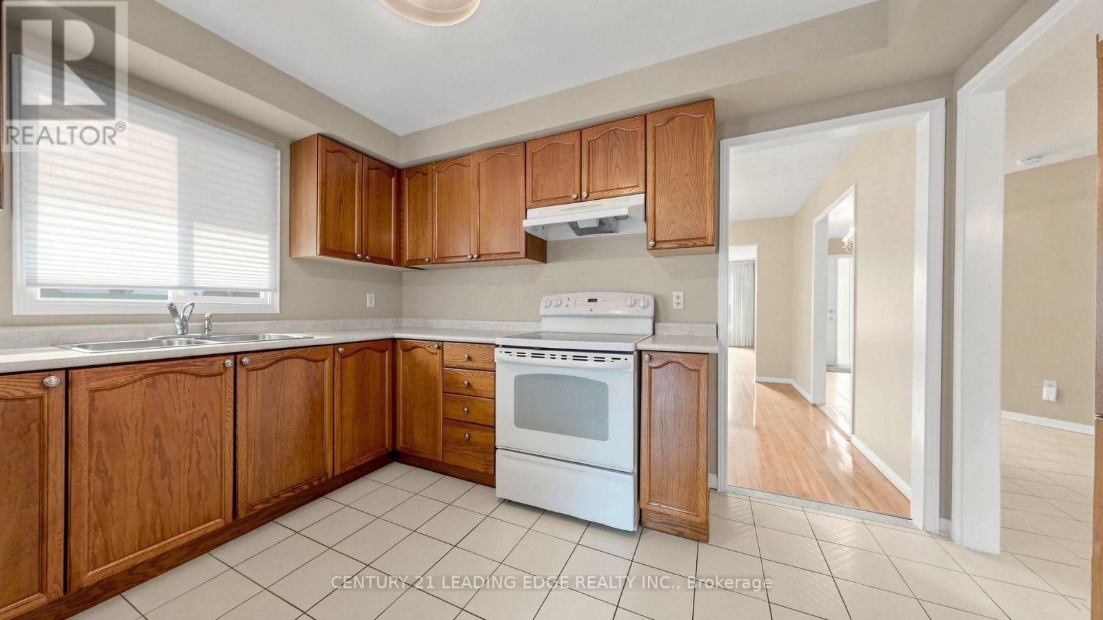 9 Coates Crescent, Richmond Hill, Ontario  L4E 2M3 - Photo 15 - N13704614