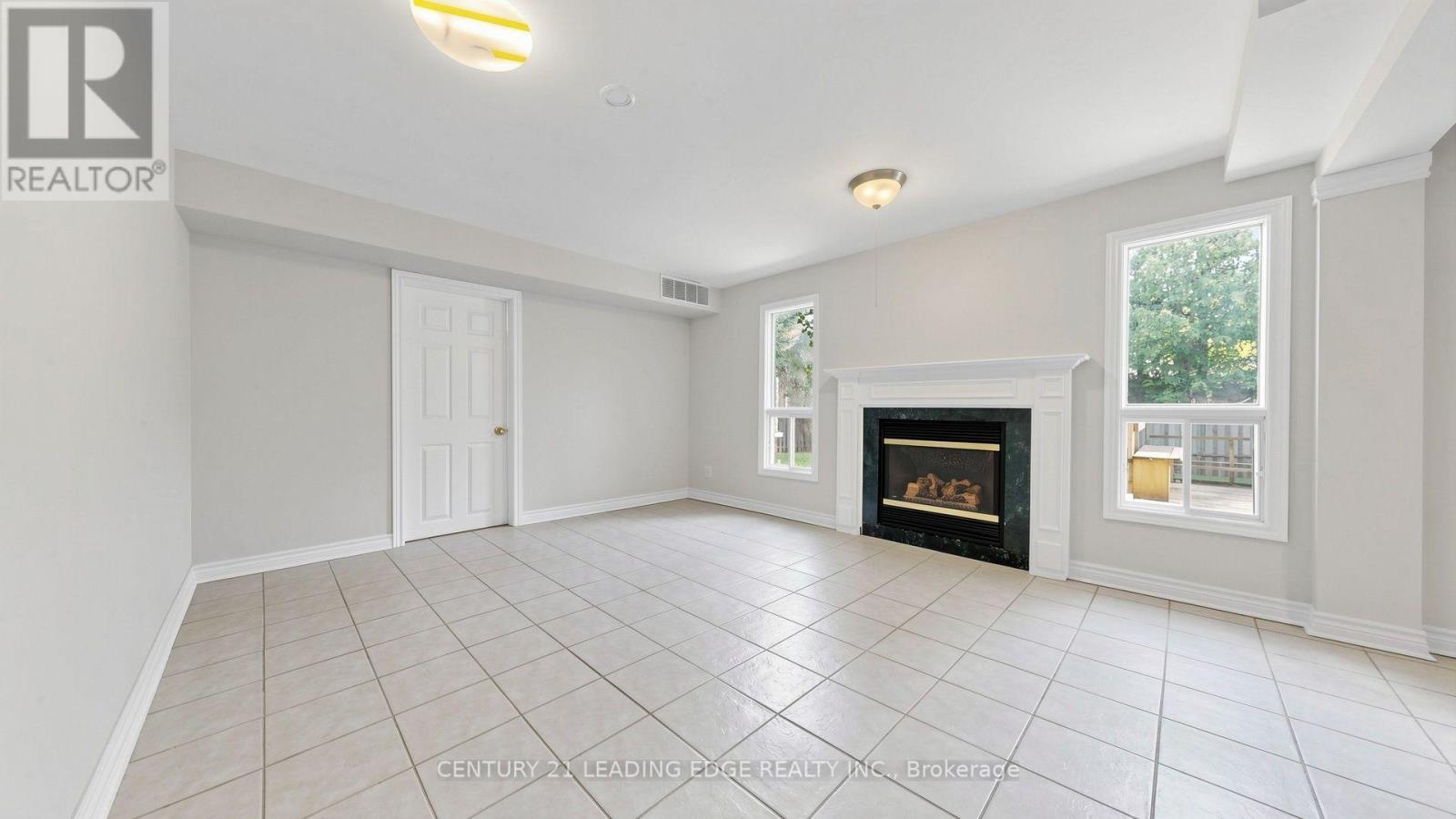 9 Coates Crescent, Richmond Hill, Ontario  L4E 2M3 - Photo 34 - N13704614