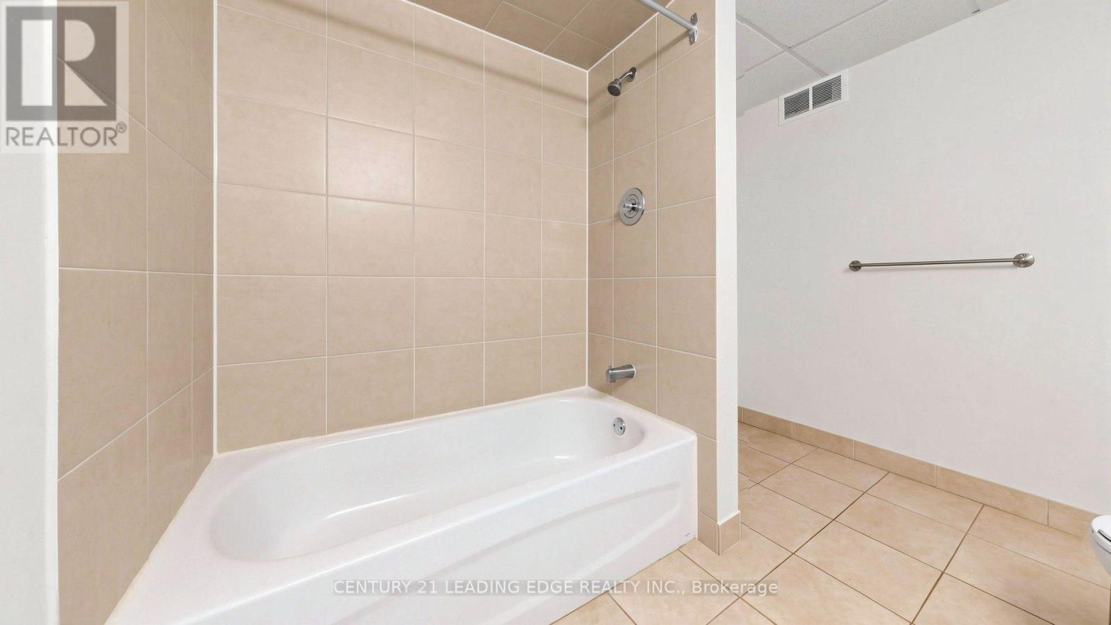 9 Coates Crescent, Richmond Hill, Ontario  L4E 2M3 - Photo 44 - N13704614