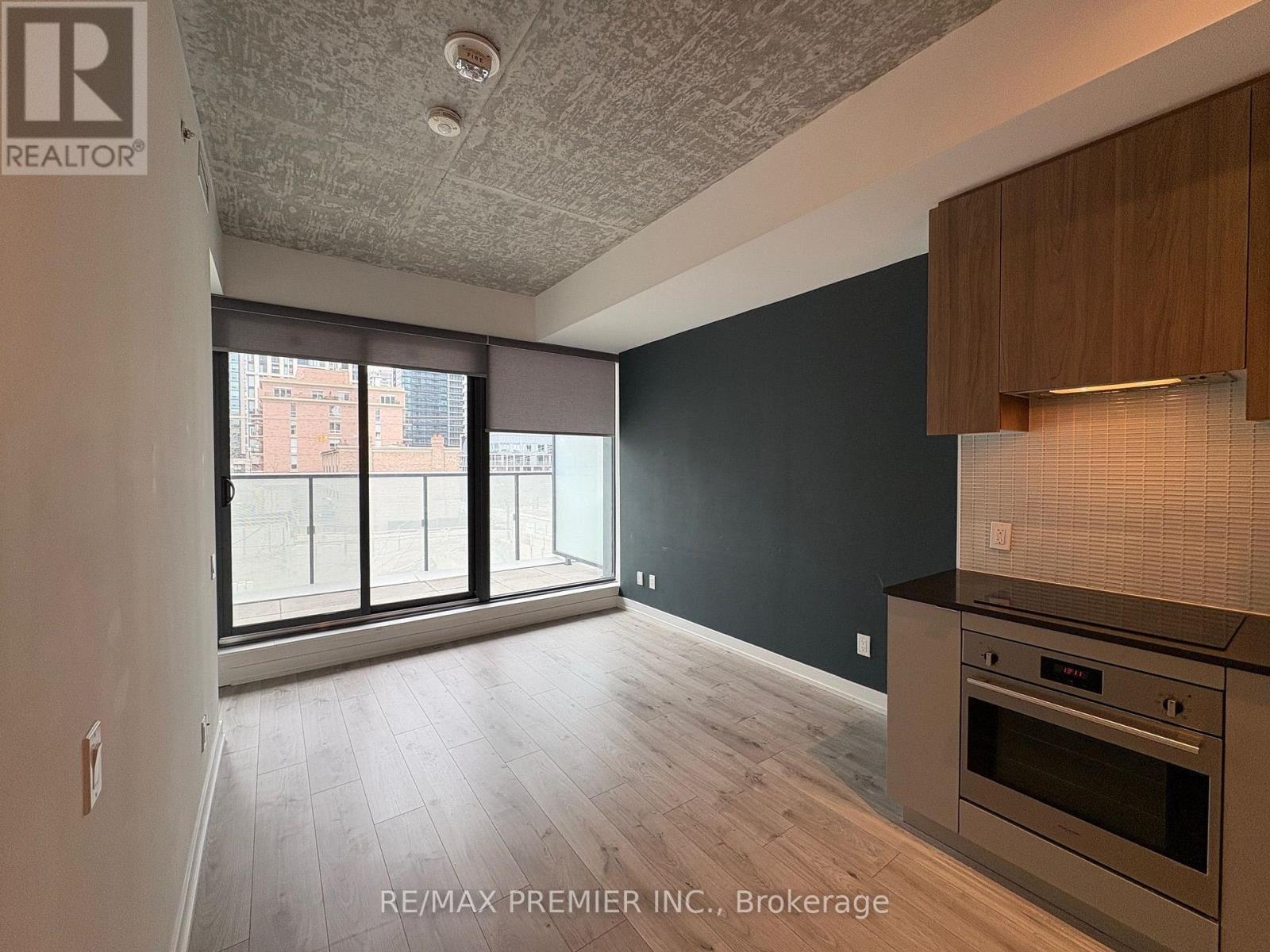 206 - 161 Roehampton Avenue, Toronto, Ontario  M3P 1P9 - Photo 9 - C13705848