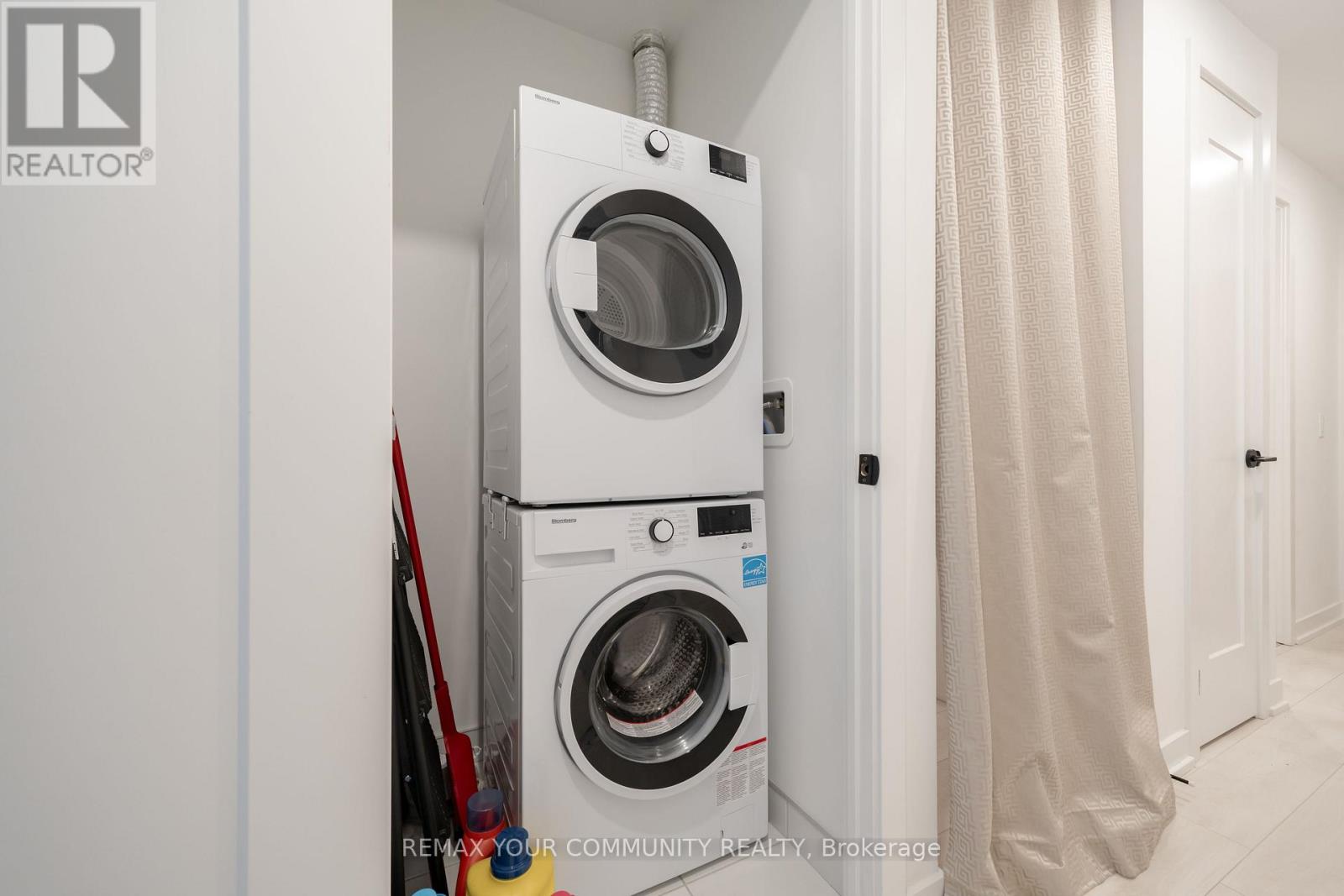 707 - 5 Defries Street, Toronto, Ontario  M5A 3R4 - Photo 8 - C13705918
