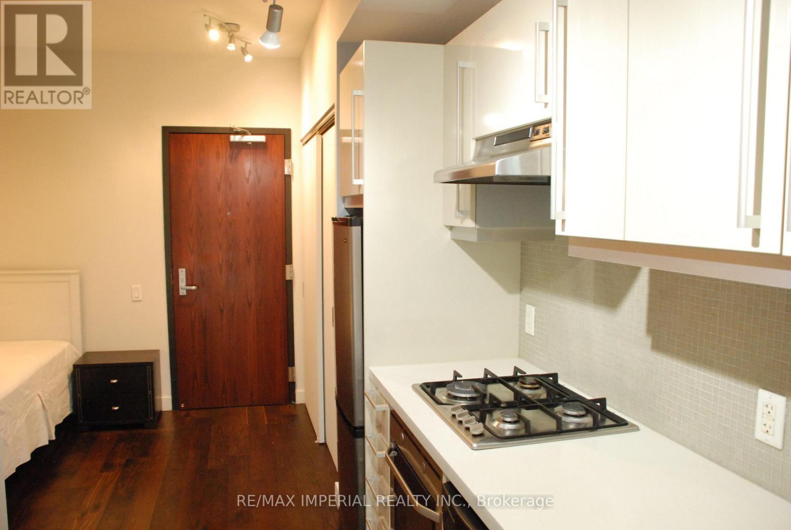 405 - 25 Oxley Street, Toronto, Ontario  M5V 2J5 - Photo 11 - C13705930