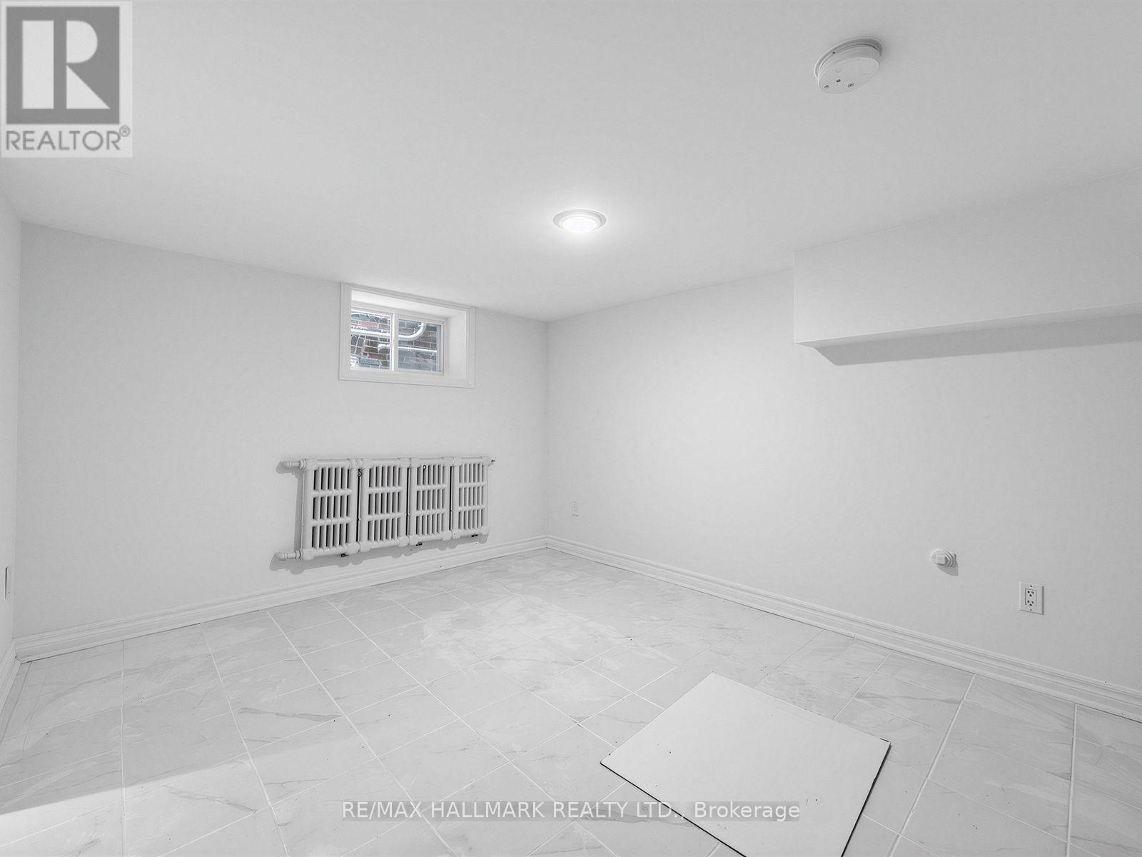 Lower - 271 Atlas Avenue, Toronto, Ontario  M6C 3P8 - Photo 15 - C13705942