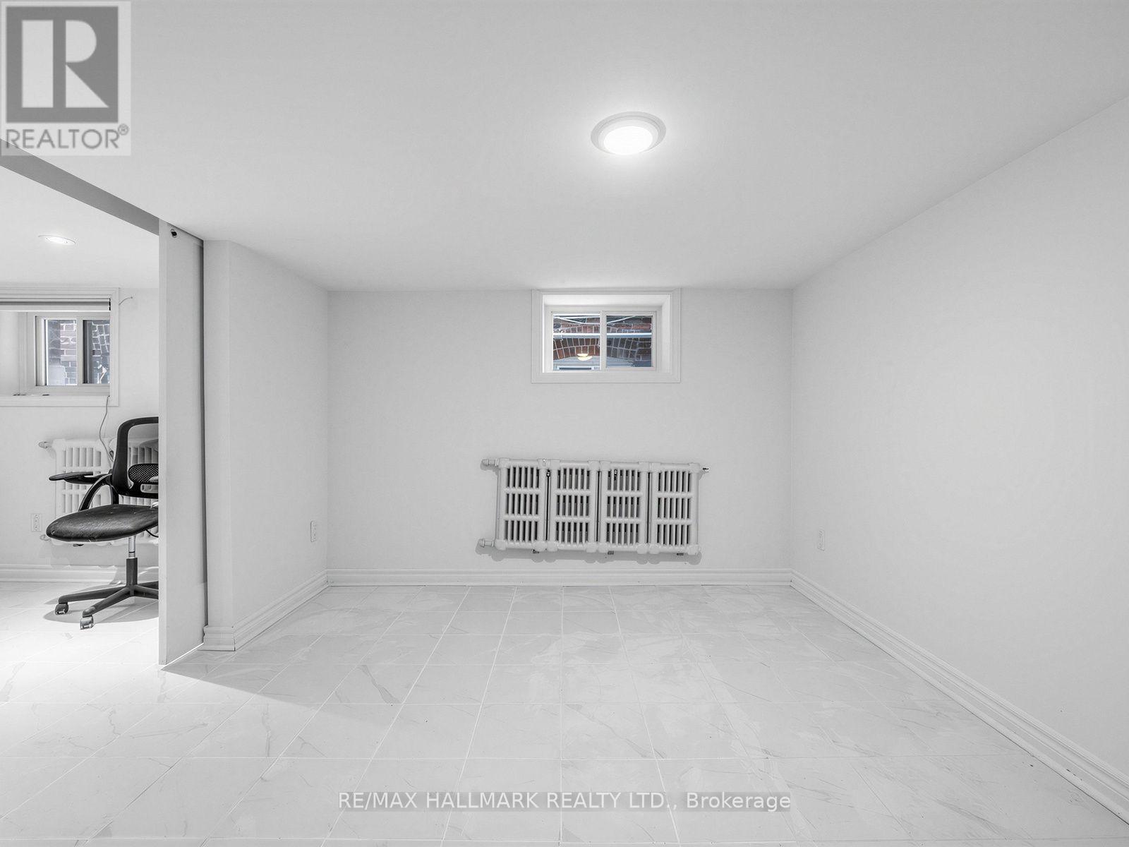 Lower - 271 Atlas Avenue, Toronto, Ontario  M6C 3P8 - Photo 16 - C13705942
