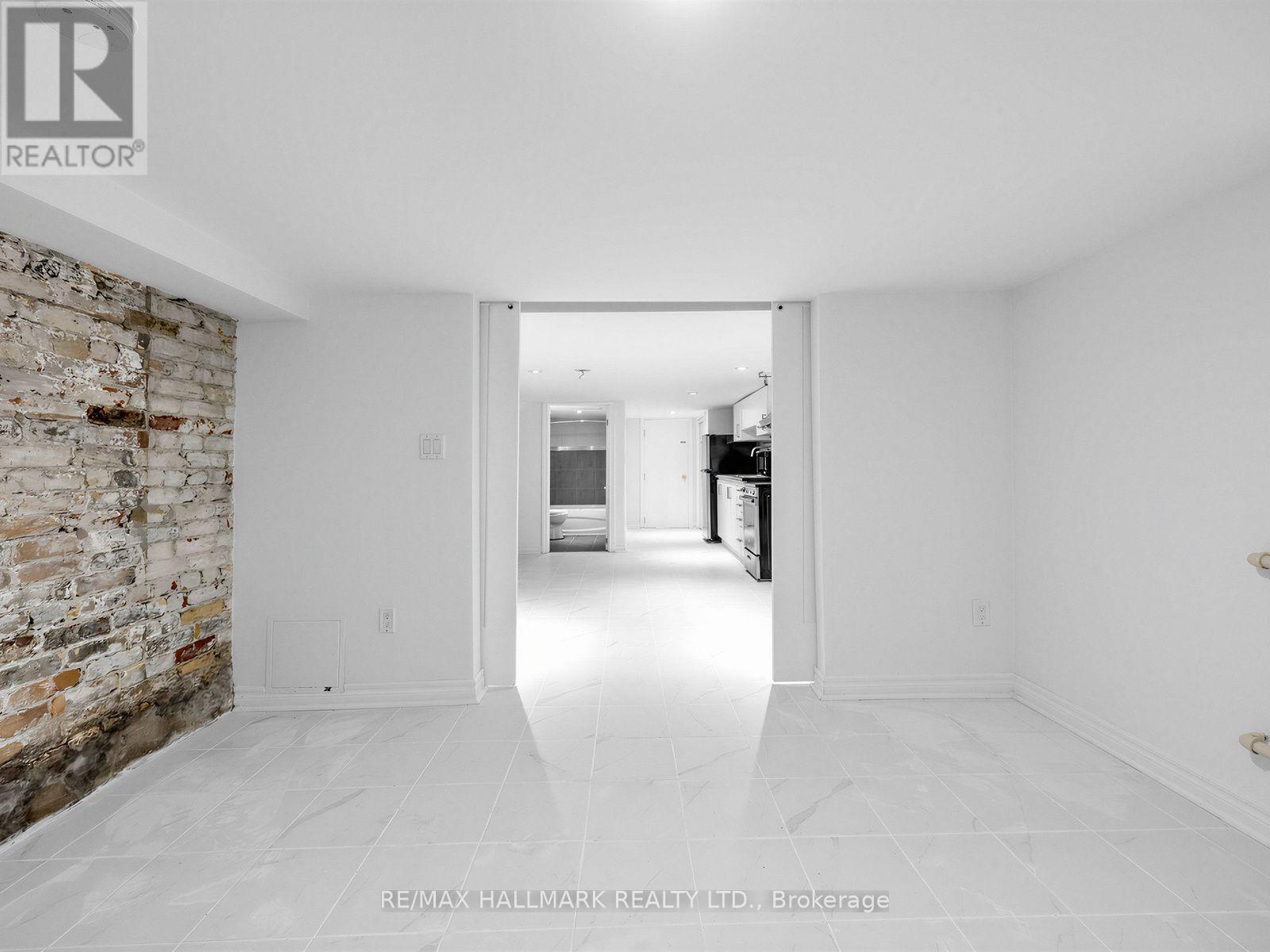 Lower - 271 Atlas Avenue, Toronto, Ontario  M6C 3P8 - Photo 18 - C13705942