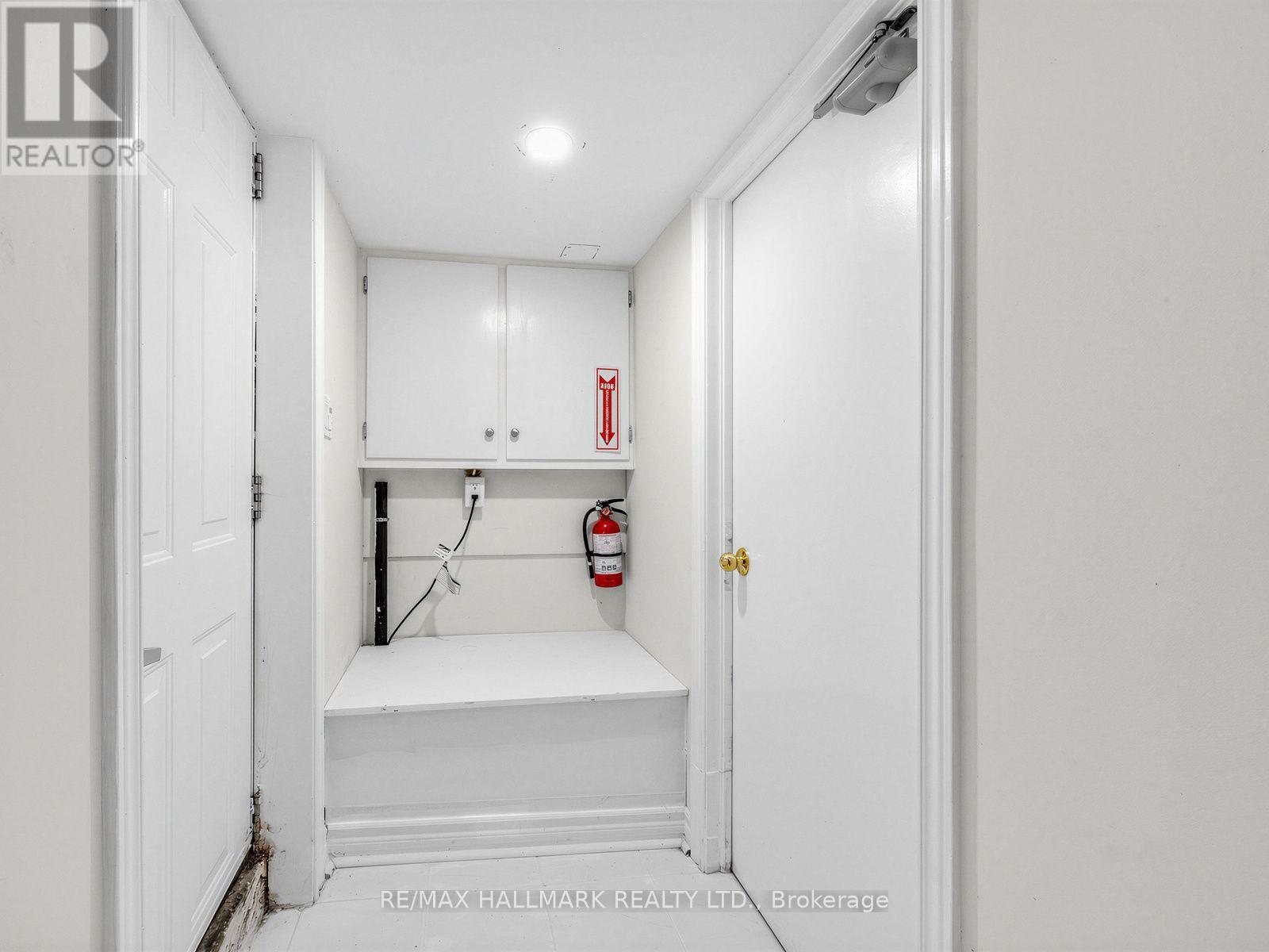 Lower - 271 Atlas Avenue, Toronto, Ontario  M6C 3P8 - Photo 19 - C13705942