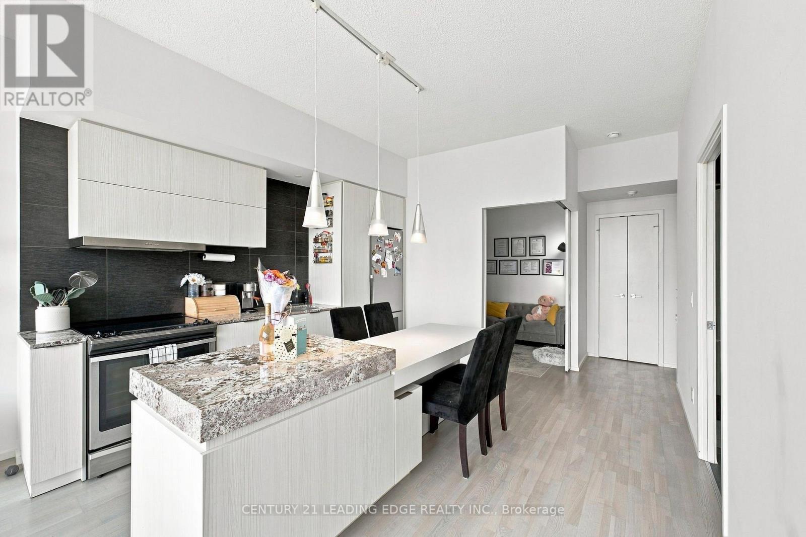 2203 - 101 Charles Street E, Toronto, Ontario  M4Y 0A9 - Photo 5 - C13705982