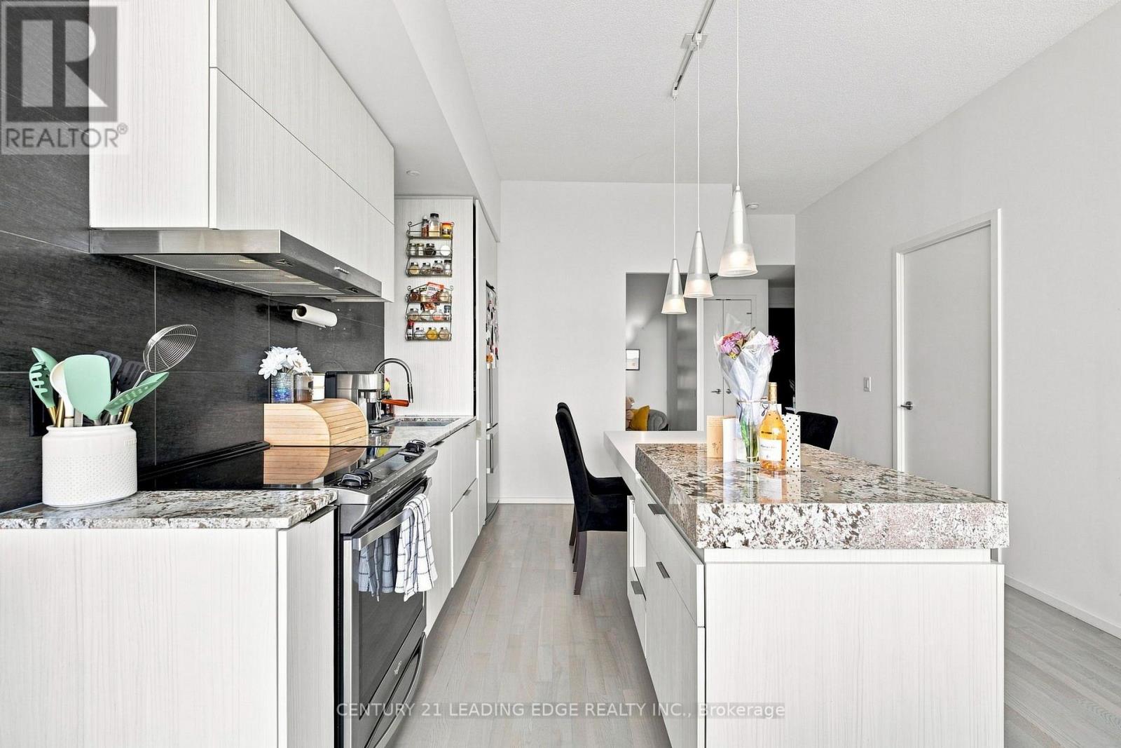2203 - 101 Charles Street E, Toronto, Ontario  M4Y 0A9 - Photo 6 - C13705982