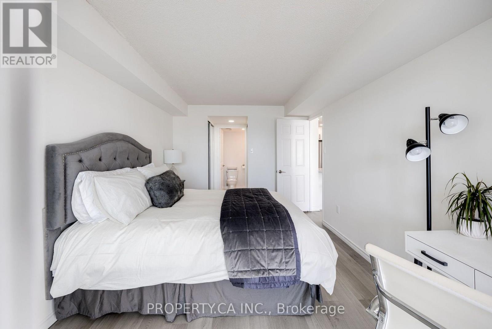 813 - 705 King Street W, Toronto, Ontario  M5V 2W8 - Photo 12 - C13706004