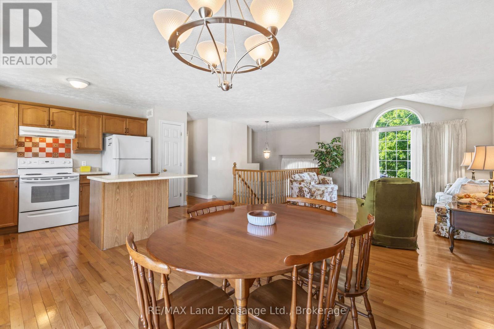 513 Peirson Avenue, Saugeen Shores, Ontario  N0H 2C1 - Photo 15 - X13705896