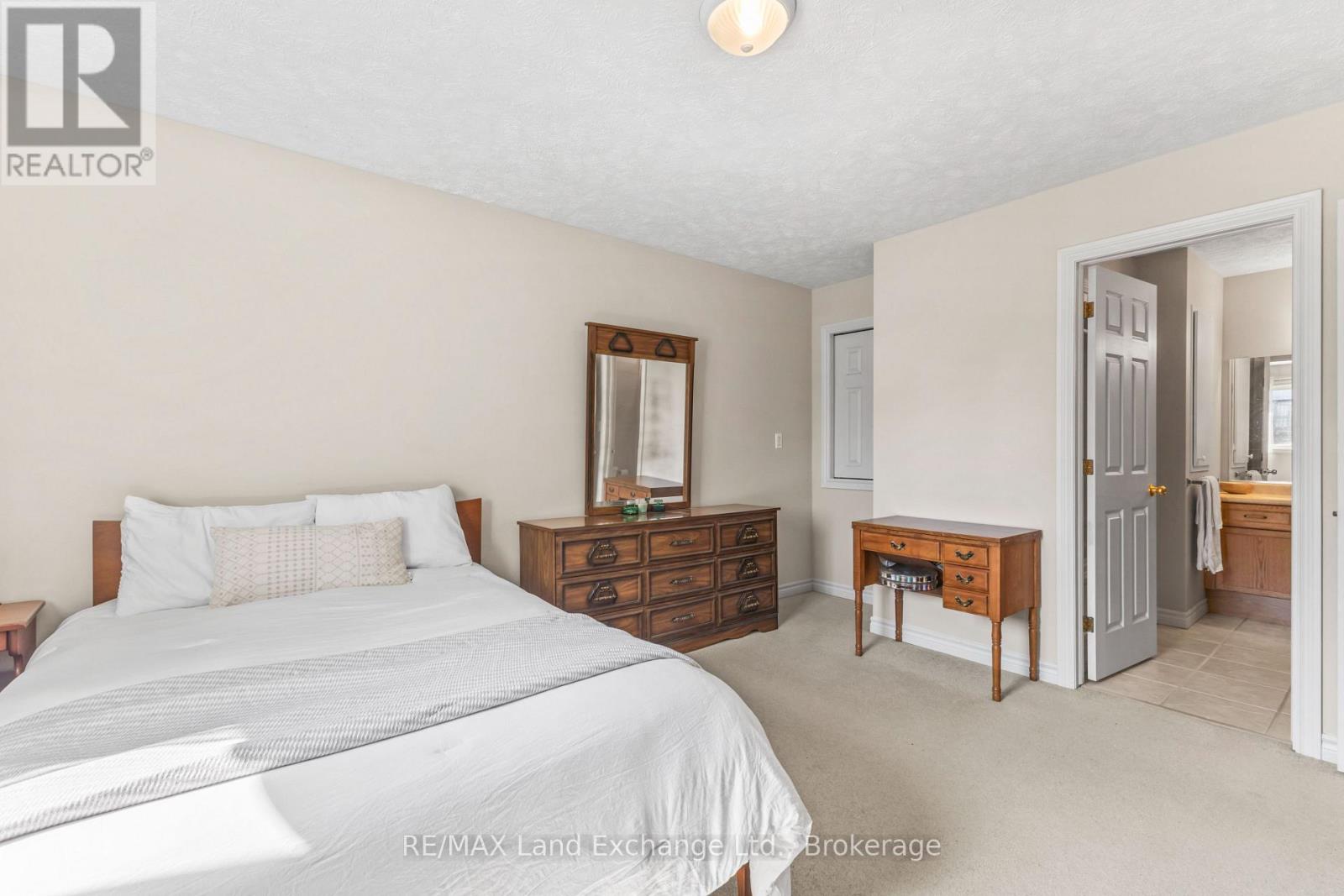 513 Peirson Avenue, Saugeen Shores, Ontario  N0H 2C1 - Photo 17 - X13705896
