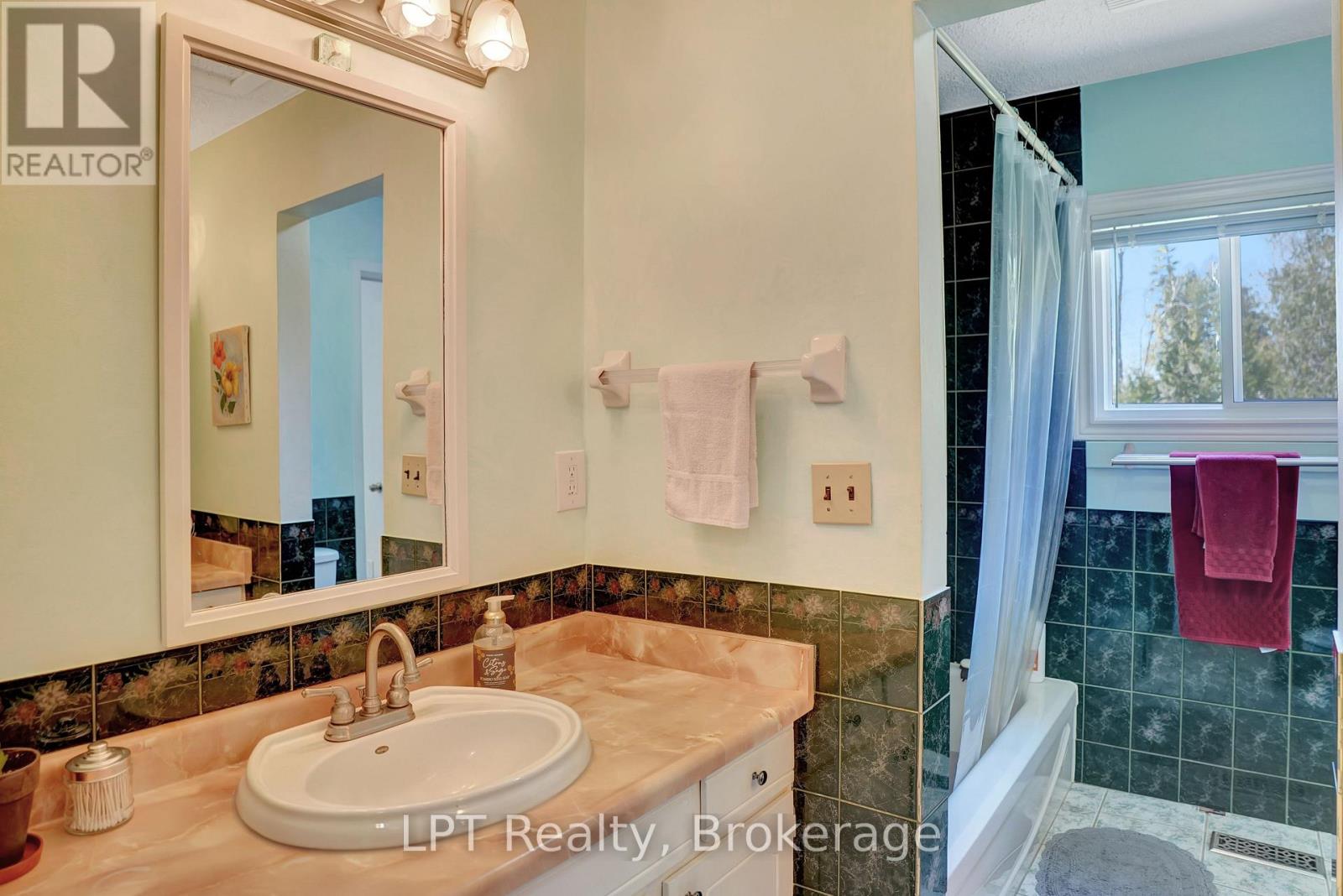 42 William Court, South Bruce Peninsula, Ontario  N0H 2T0 - Photo 24 - X13705902