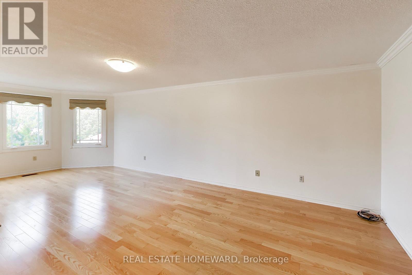23 Hutchcroft Avenue, Toronto, Ontario  M1V 3S3 - Photo 13 - E13705970
