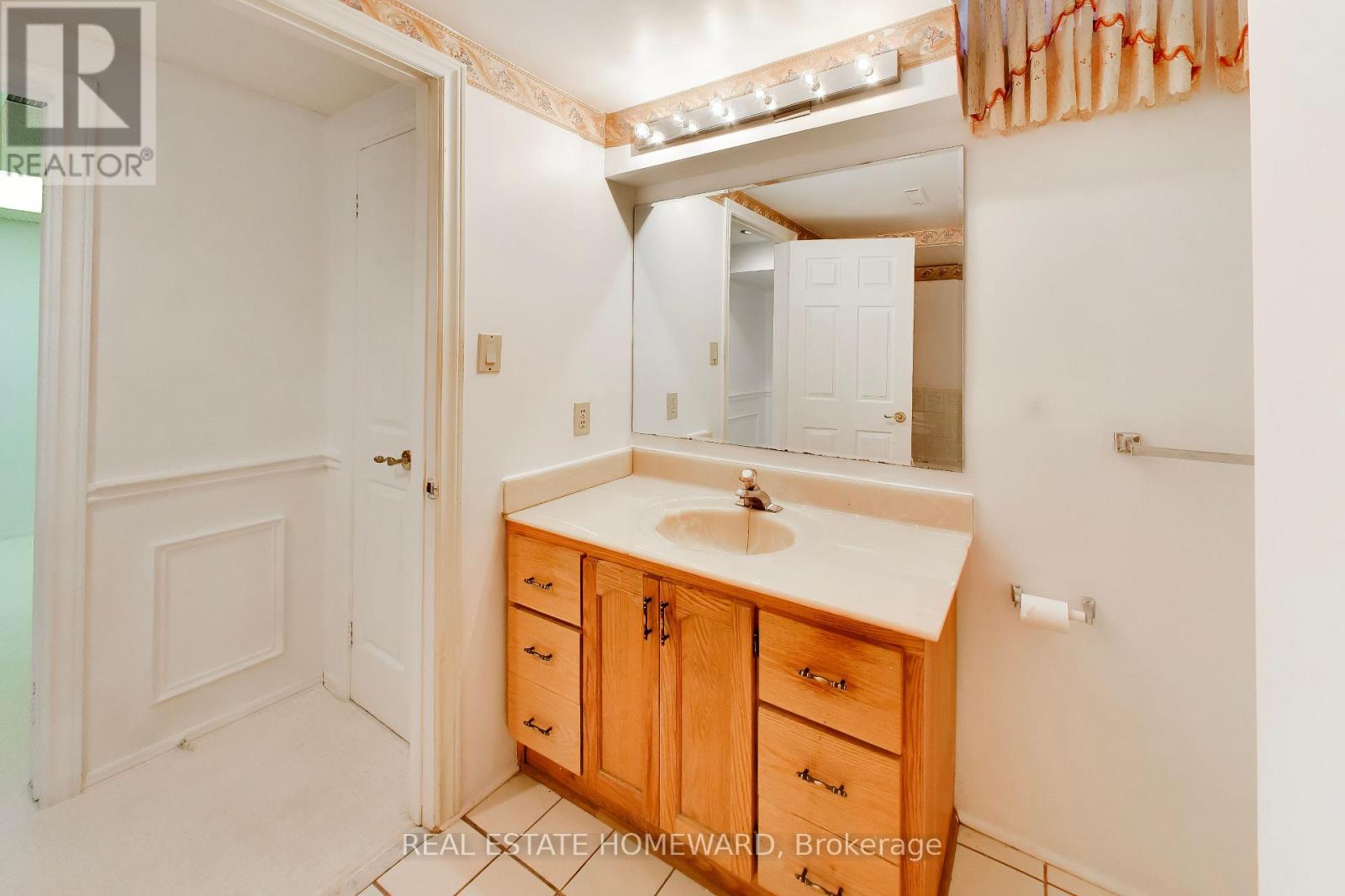 23 Hutchcroft Avenue, Toronto, Ontario  M1V 3S3 - Photo 29 - E13705970