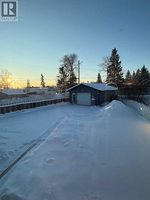 10323 98 Avenue, High Level, Alberta  T0H 1Z0 - Photo 16 - A2275053