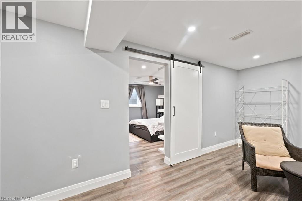 207 Valridge Drive, Ancaster, Ontario L9G 4Y4 - Photo 35 - 40844095