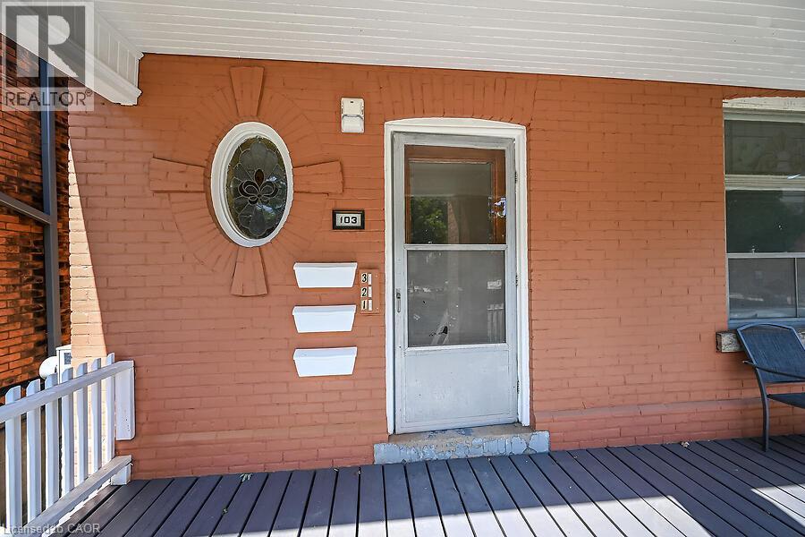 103 Mary Street, Hamilton, Ontario L8R 1K1 - Photo 2 - 40850961