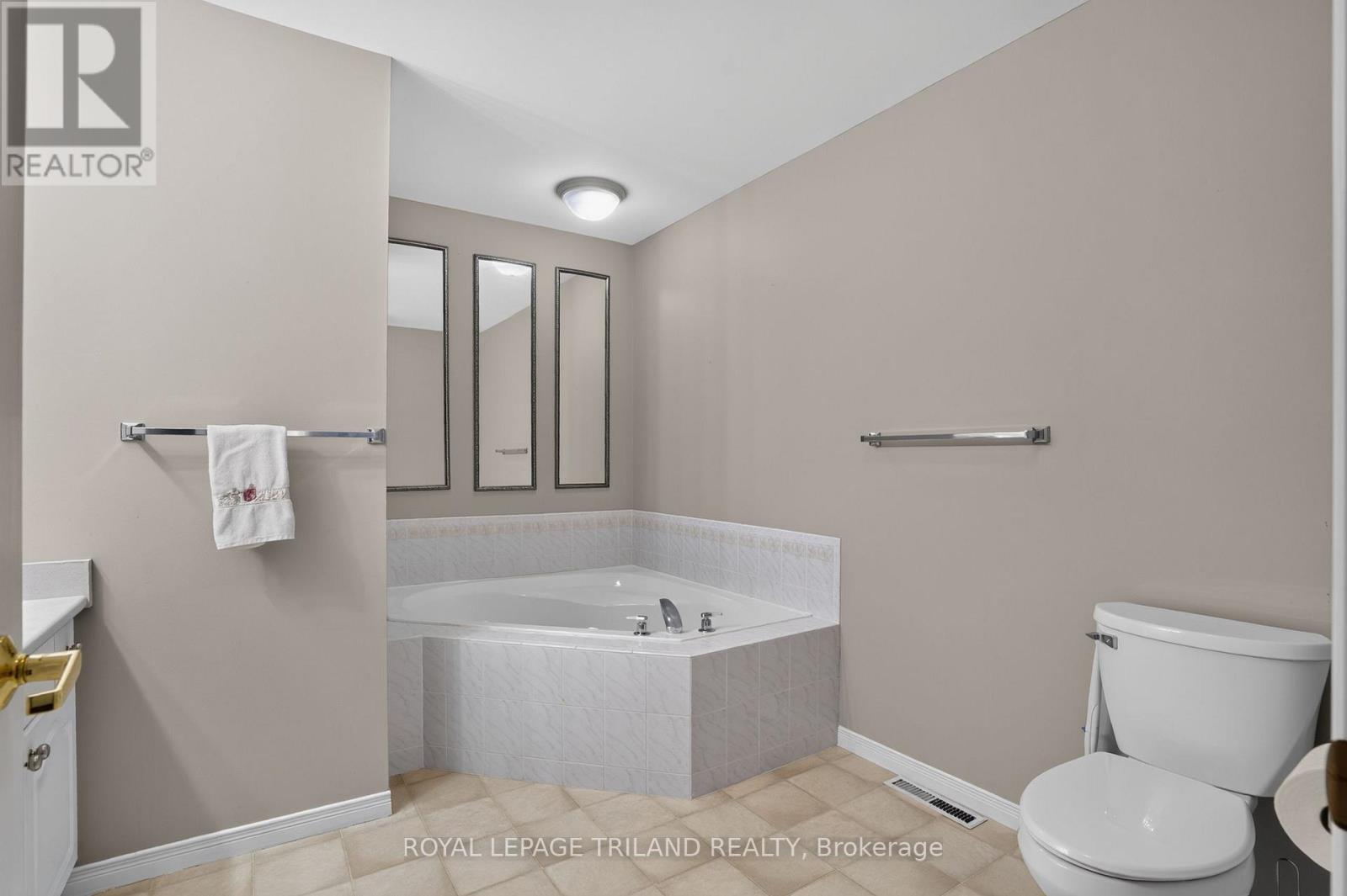 52 Ilderbrook Circle, Middlesex Centre, Ontario  N0M 2A0 - Photo 15 - X13705892