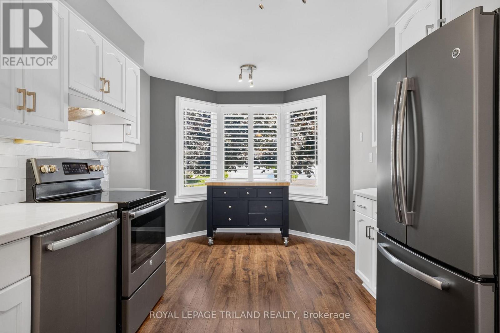 52 Ilderbrook Circle, Middlesex Centre, Ontario  N0M 2A0 - Photo 8 - X13705892