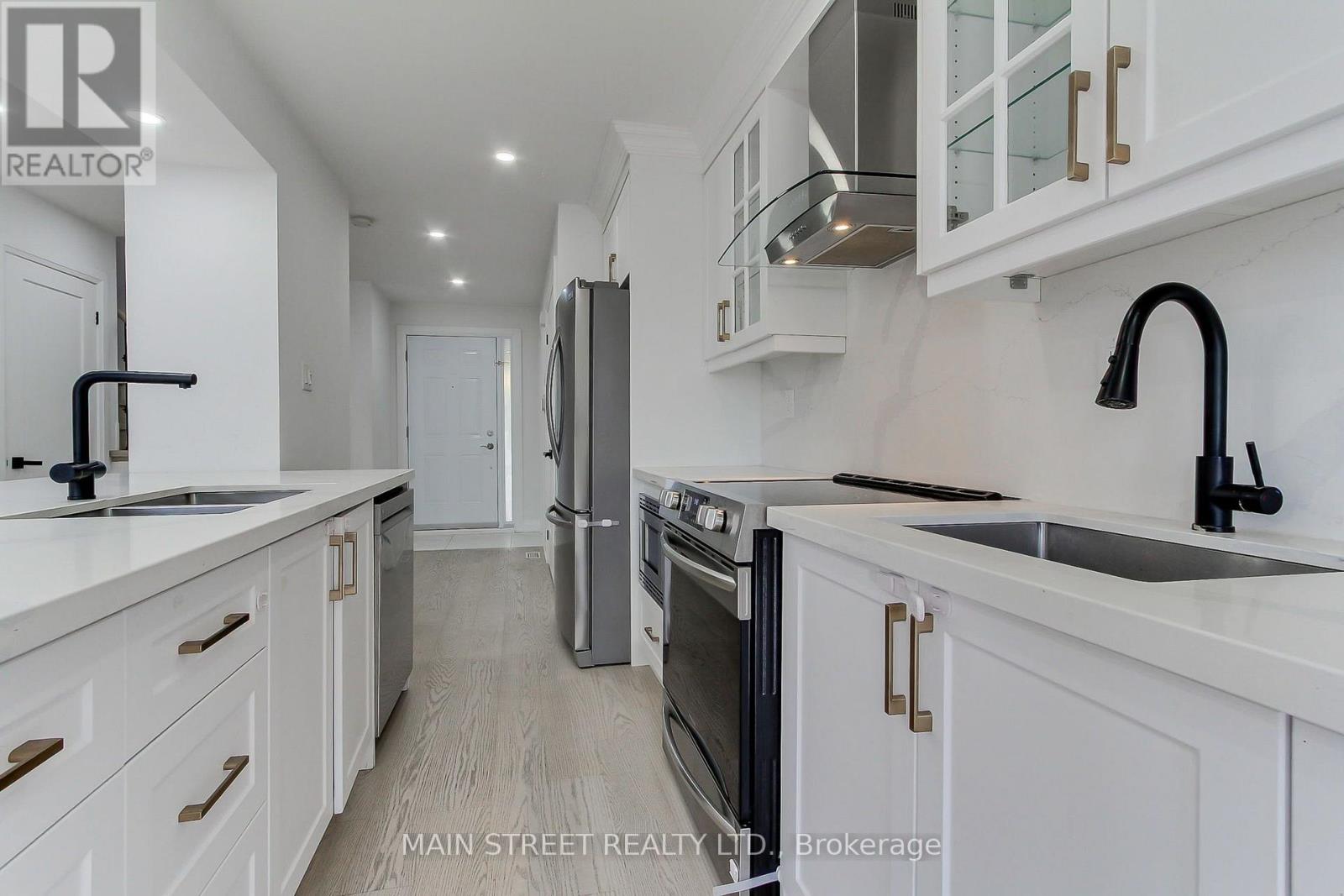 72 Alameda Circle, Vaughan, Ontario  L4J 8A6 - Photo 7 - N13705874