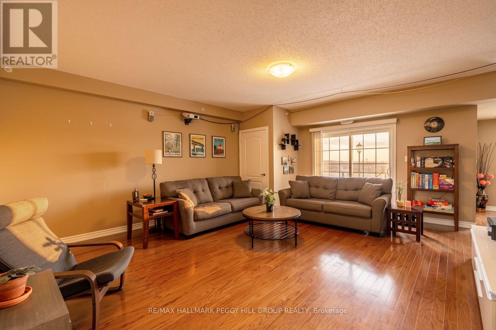 112 - 39 Ferndale Drive S, Barrie, Ontario  L4N 5T5 - Photo 6 - S13705860