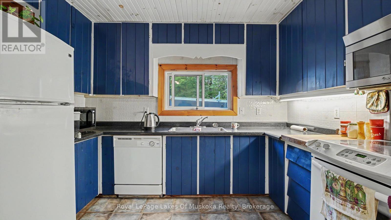 722 South Horn Lk Road, Armour, Ontario  P0A 1C0 - Photo 2 - X13249024