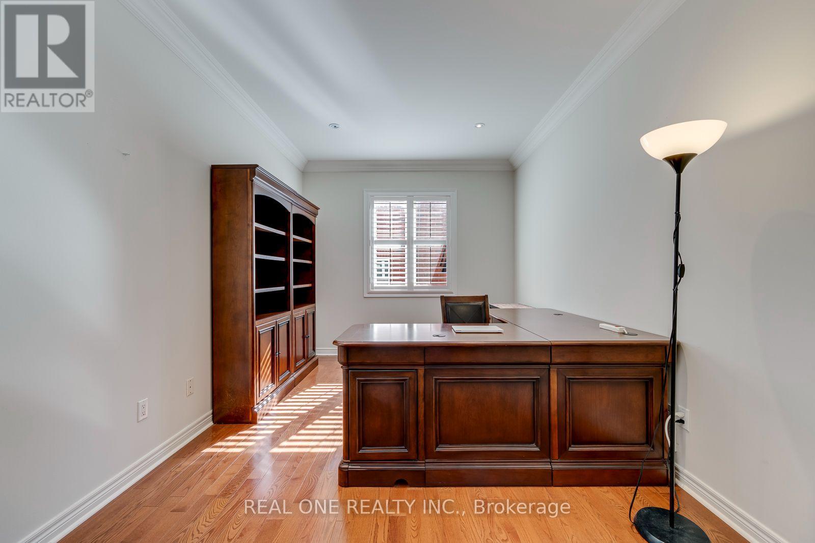 2368 Presquile Drive, Oakville, Ontario  L6H 7R1 - Photo 20 - W13705900