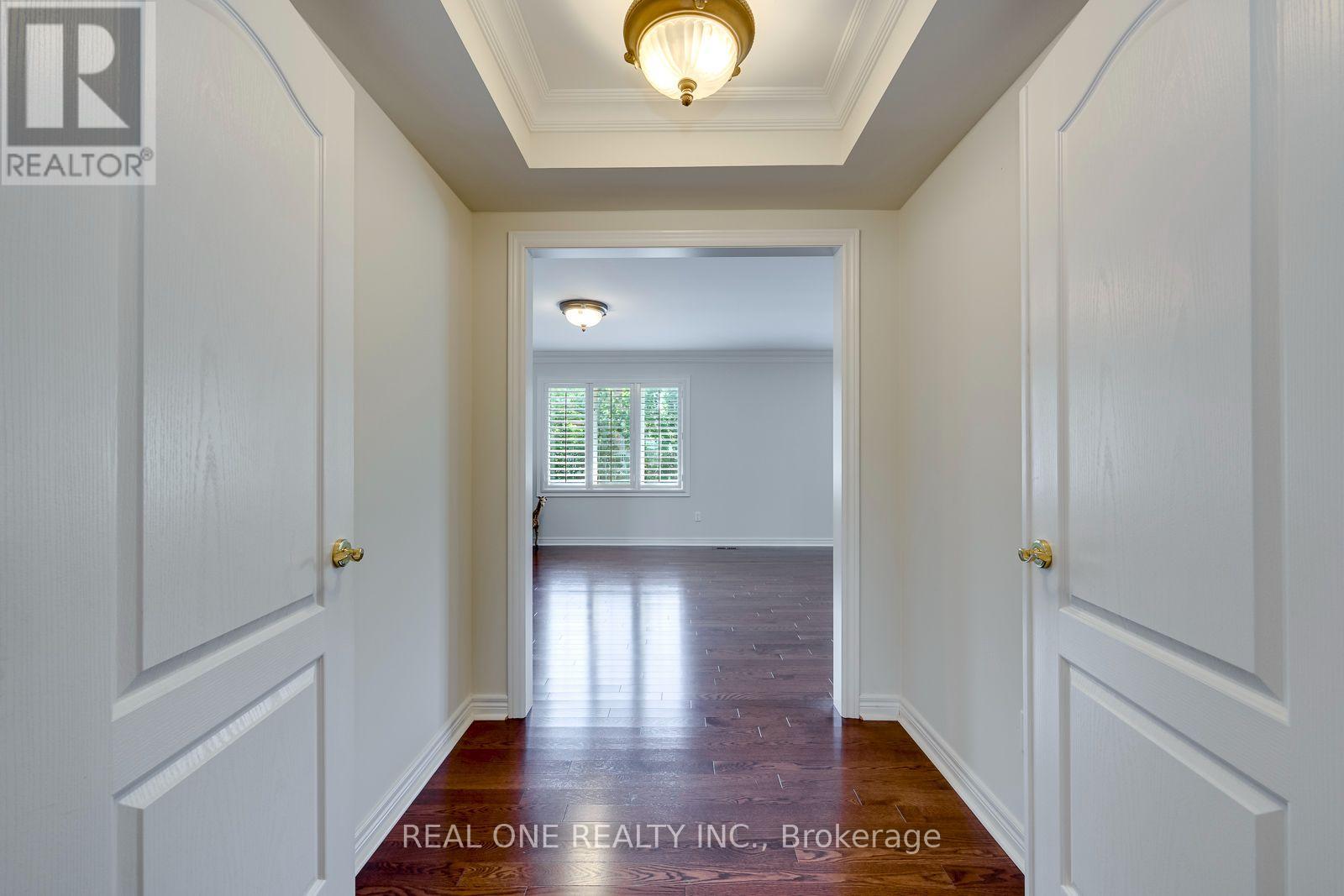 2368 Presquile Drive, Oakville, Ontario  L6H 7R1 - Photo 25 - W13705900