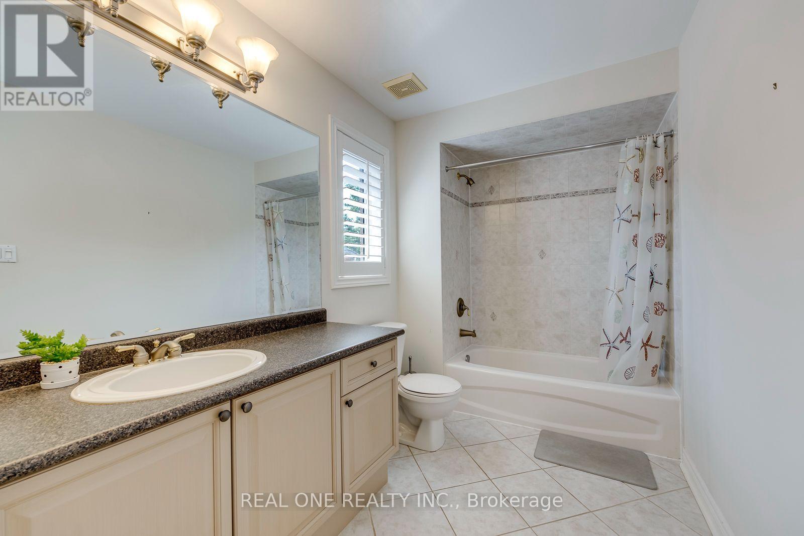 2368 Presquile Drive, Oakville, Ontario  L6H 7R1 - Photo 35 - W13705900
