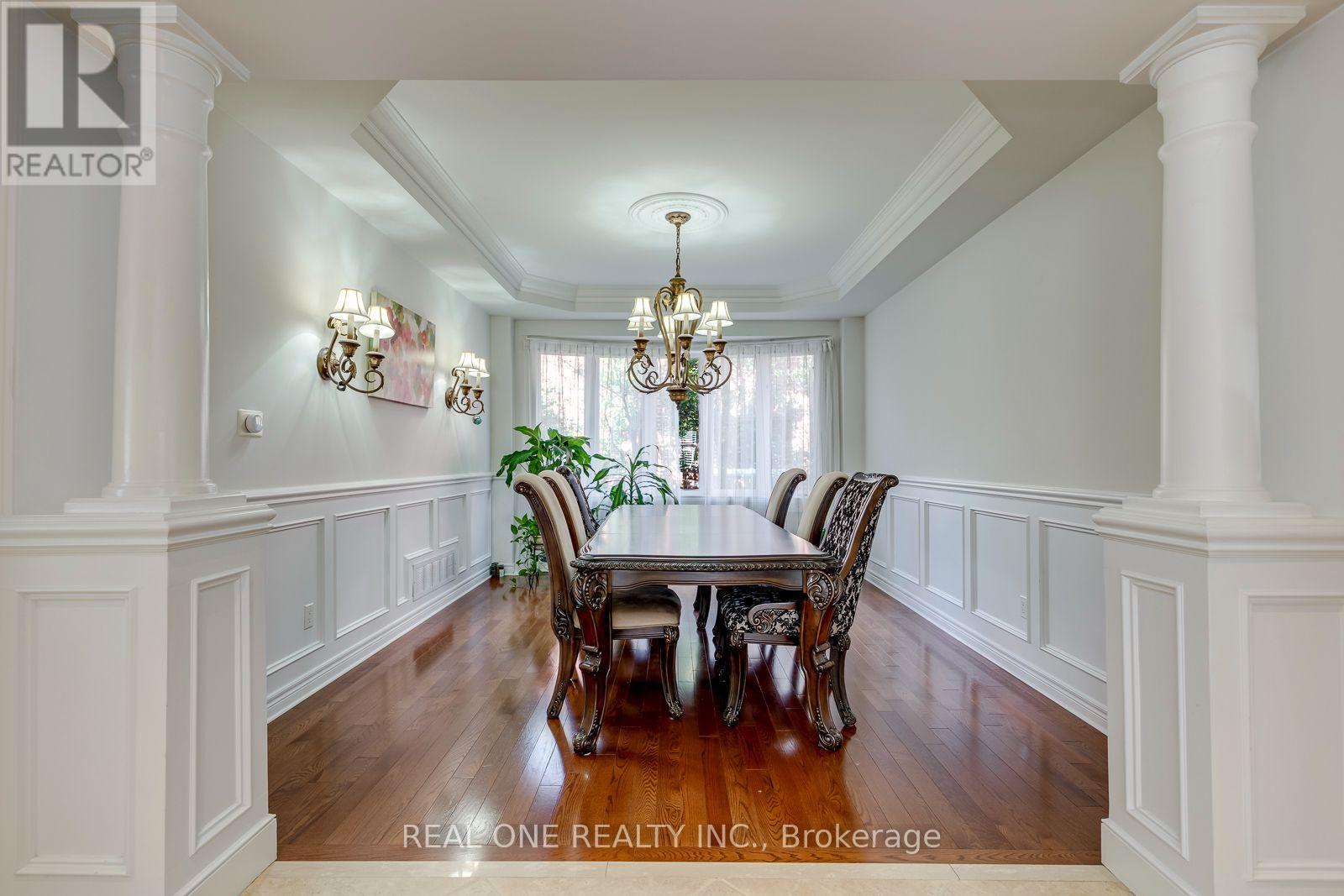 2368 Presquile Drive, Oakville, Ontario  L6H 7R1 - Photo 9 - W13705900