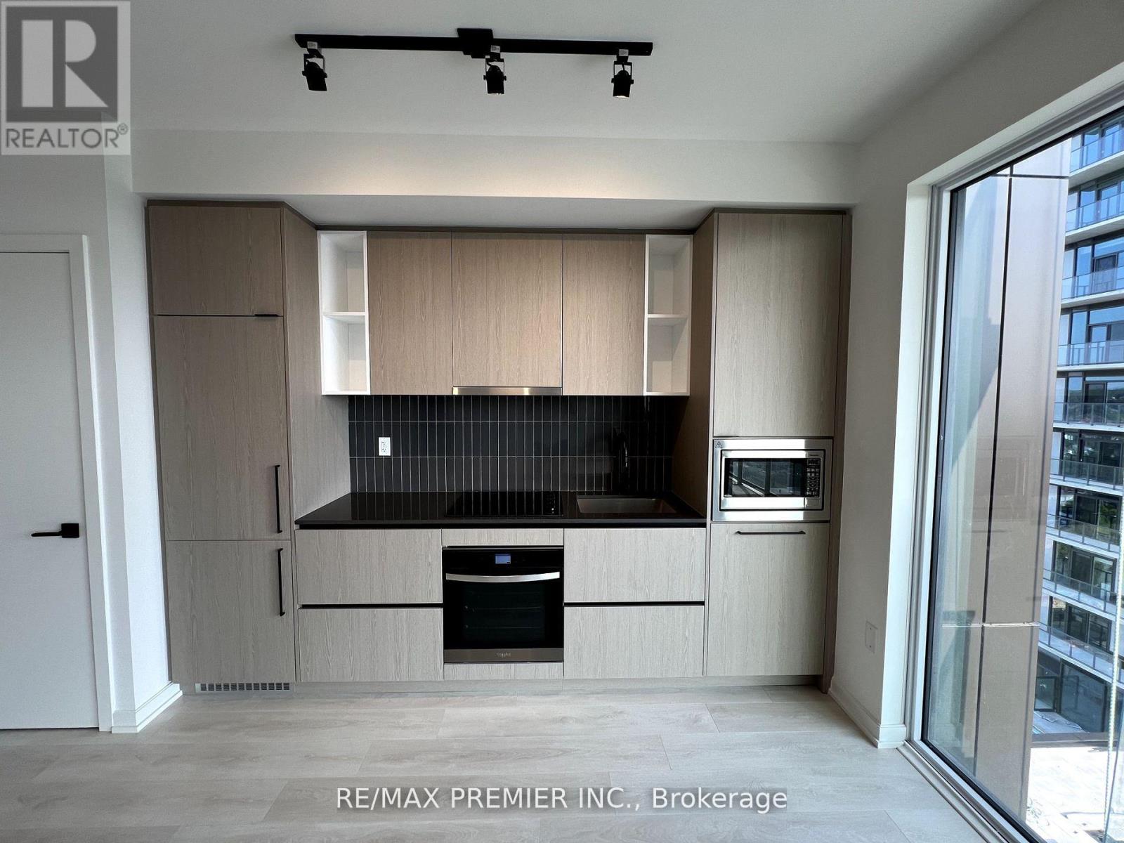 1711 - 1285 Dupont Street, Toronto, Ontario  M6H 2A6 - Photo 3 - W13705924