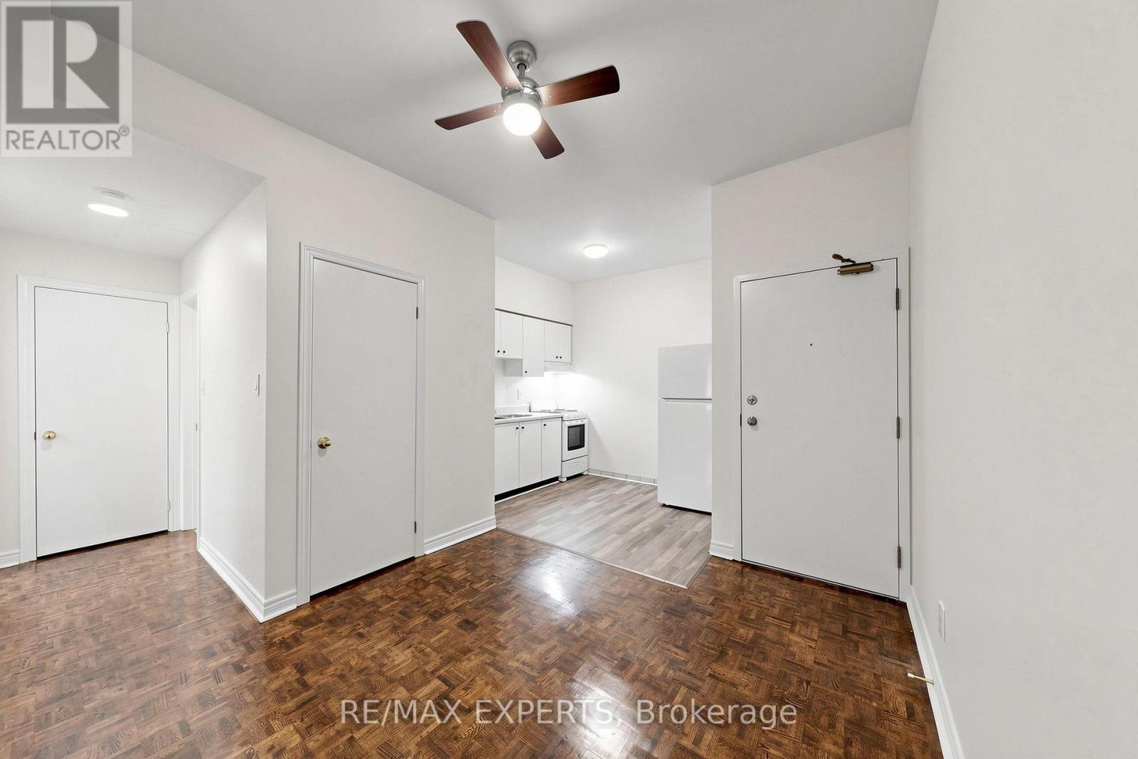204 - 218 Close Avenue, Toronto, Ontario  M6K 1M3 - Photo 10 - W13705956