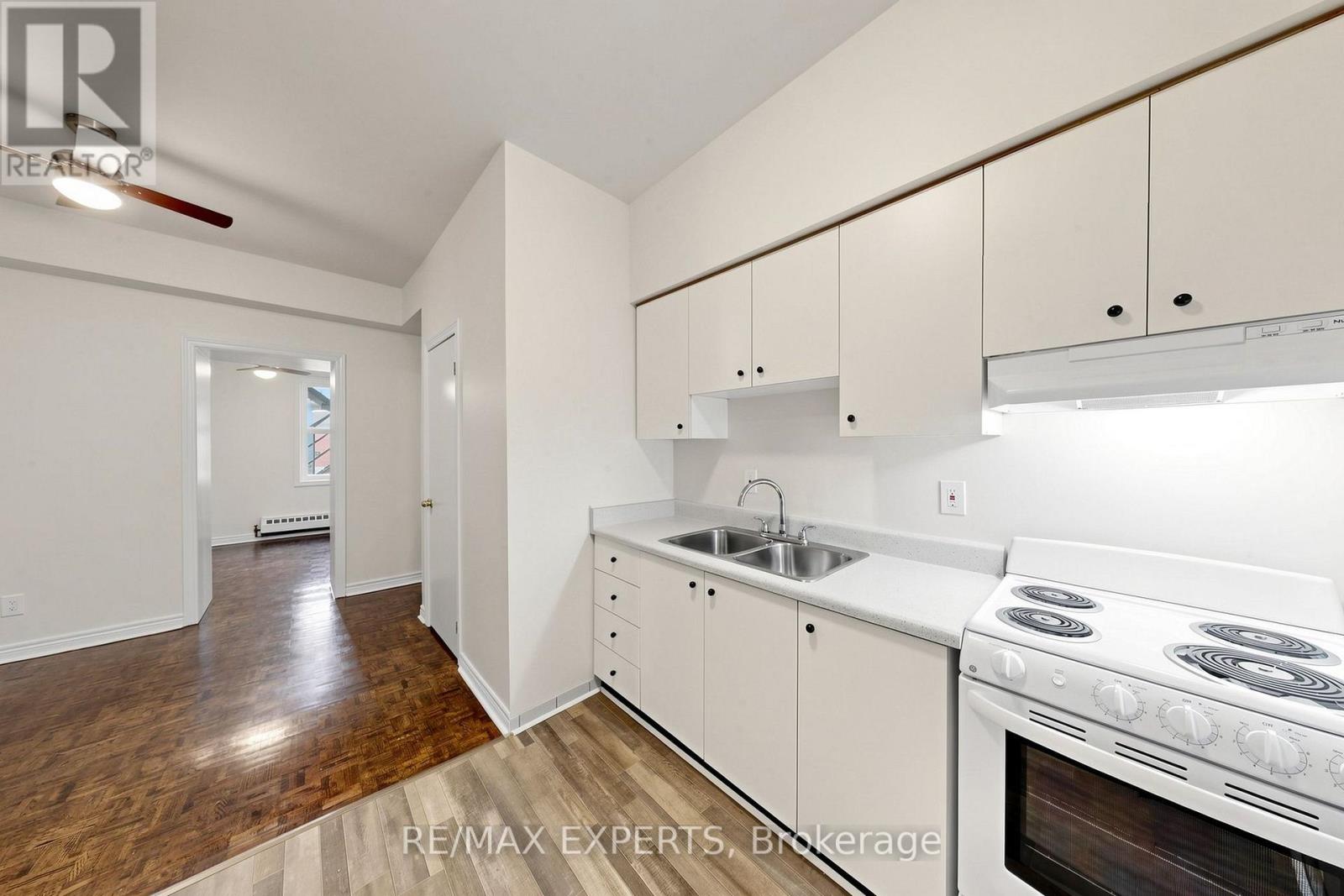 204 - 218 Close Avenue, Toronto, Ontario  M6K 1M3 - Photo 16 - W13705956