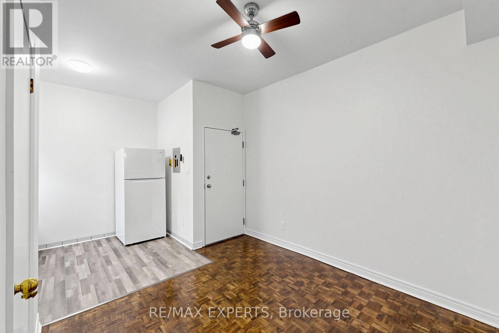 204 - 218 Close Avenue, Toronto, Ontario  M6K 1M3 - Photo 8 - W13705956