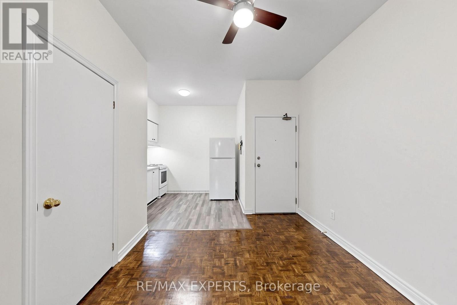 204 - 218 Close Avenue, Toronto, Ontario  M6K 1M3 - Photo 9 - W13705956