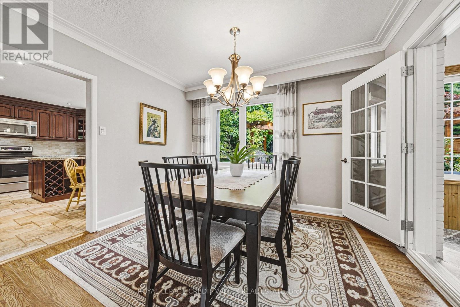 471 The Kingsway, Toronto, Ontario  M9A 3W5 - Photo 12 - W13705960
