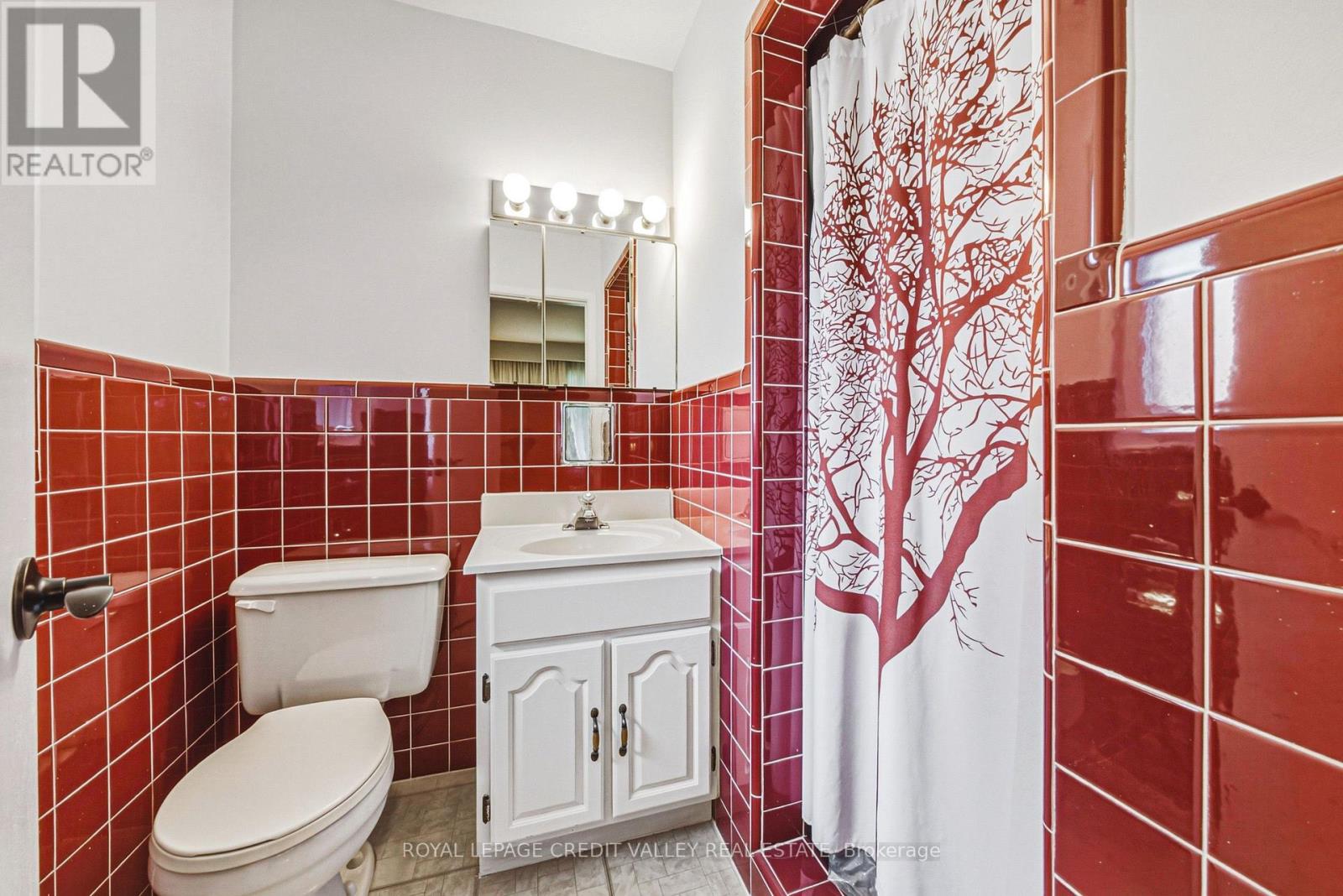 471 The Kingsway, Toronto, Ontario  M9A 3W5 - Photo 18 - W13705960