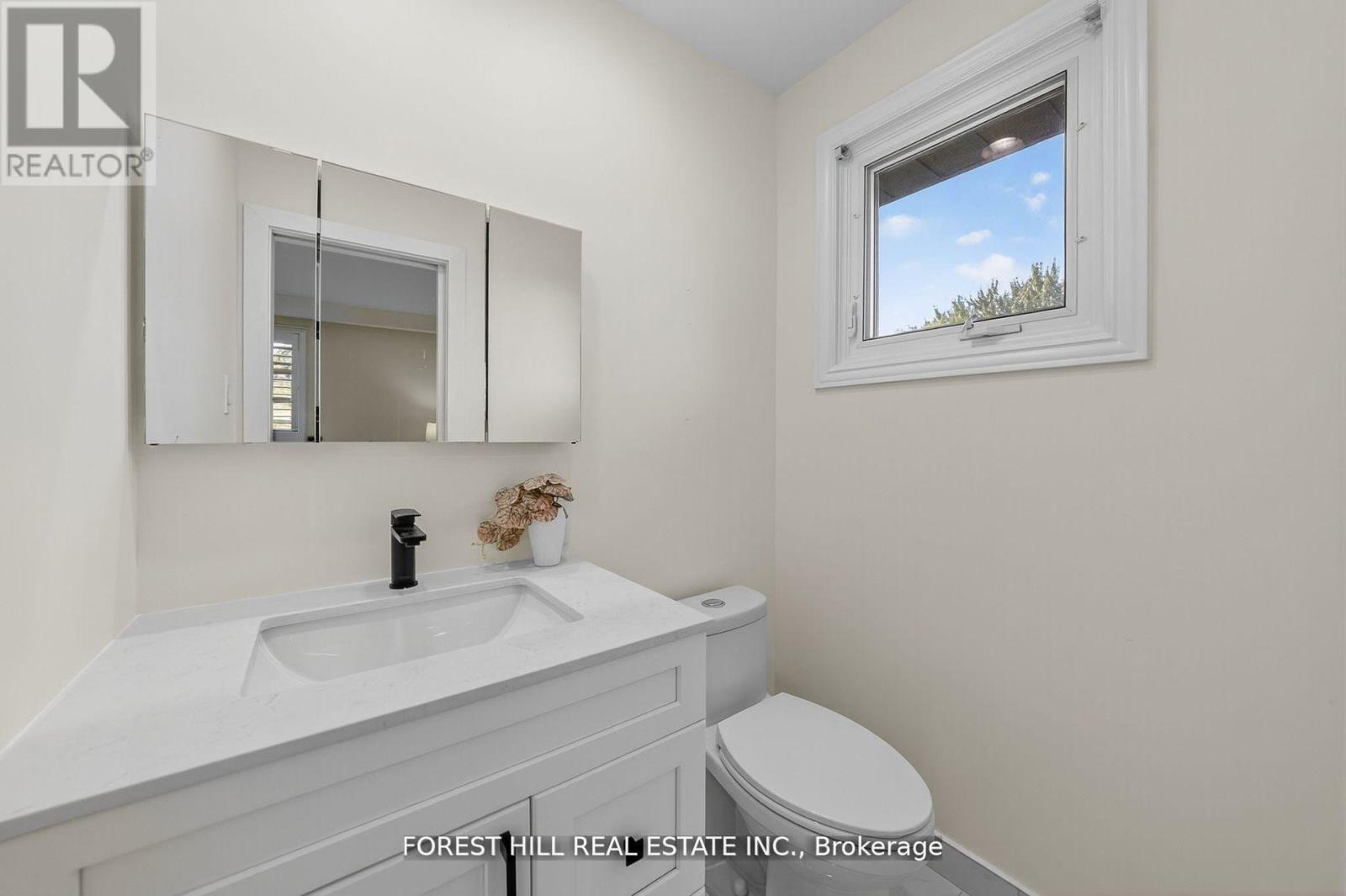 37 Cherry Post Crescent, Toronto, Ontario  M9C 2J9 - Photo 26 - W13706010