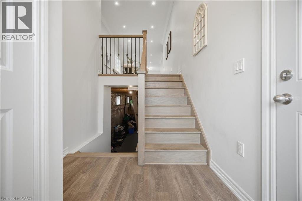 20 Todd Crescent, Dundalk, Ontario  N0C 1B0 - Photo 2 - 40857767
