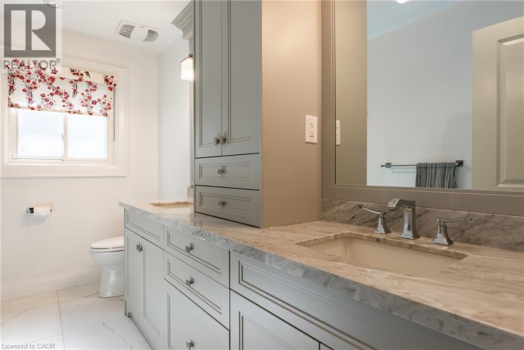 240 Colchester Drive, Oakville, Ontario  L6J 5S5 - Photo 32 - 40855310