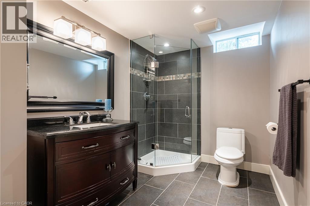 240 Colchester Drive, Oakville, Ontario  L6J 5S5 - Photo 39 - 40855310
