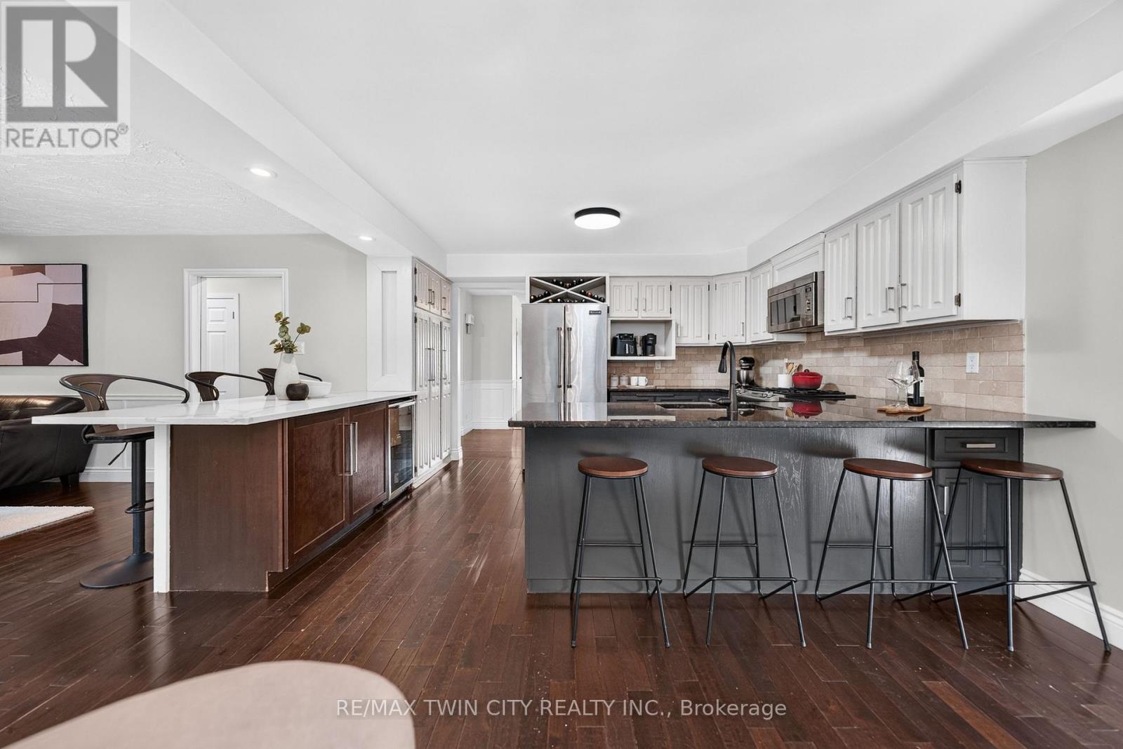 50 Roehampton Court, Kitchener, Ontario  N2A 3L1 - Photo 15 - X13705912