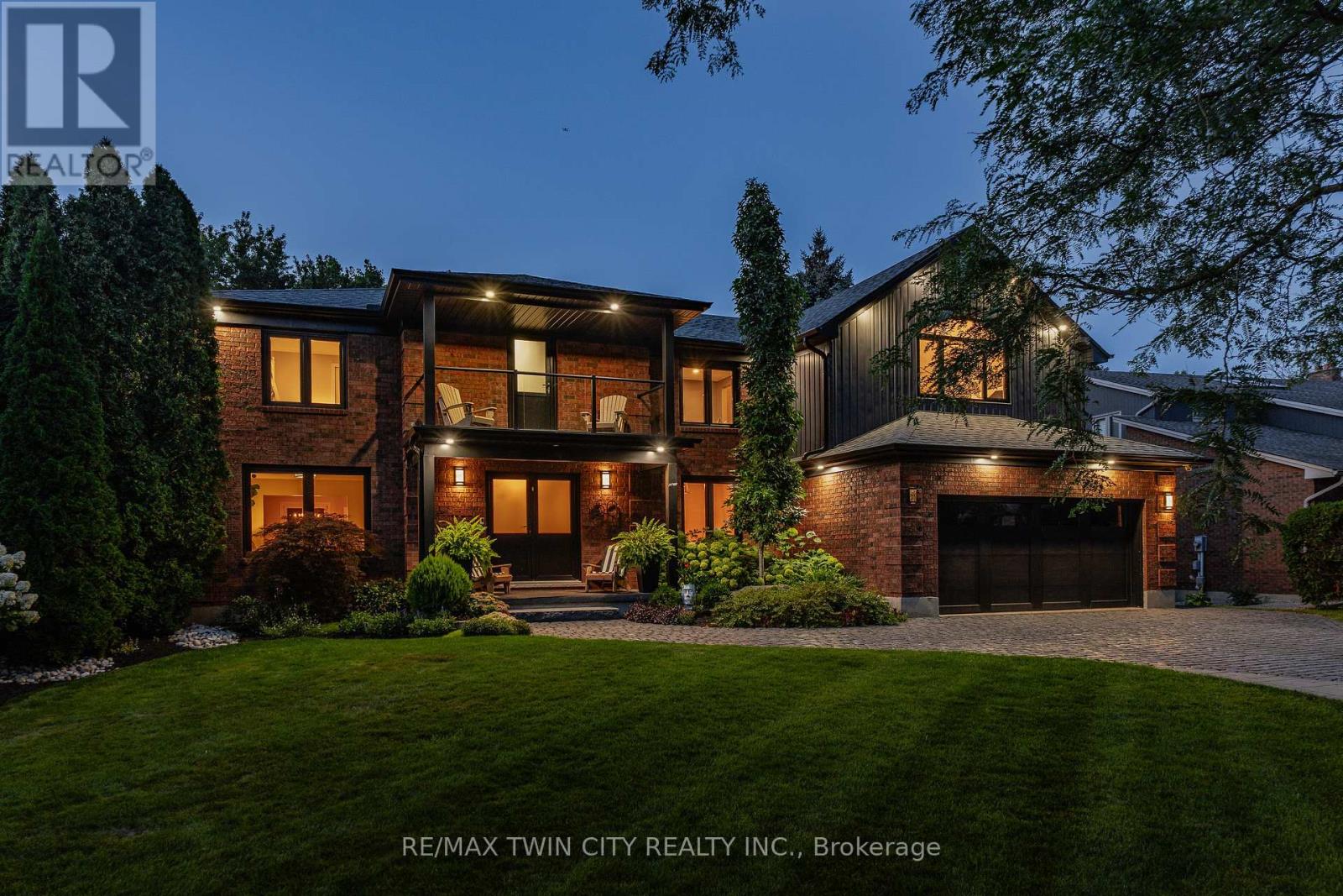50 Roehampton Court, Kitchener, Ontario  N2A 3L1 - Photo 5 - X13705912